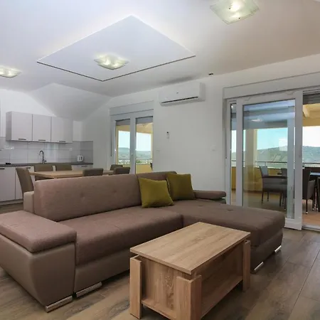 Apartmán In 38392 Primošten