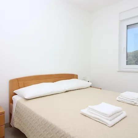 In 38392 Primošten