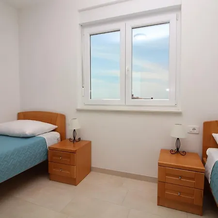 Apartmán In 38392 *