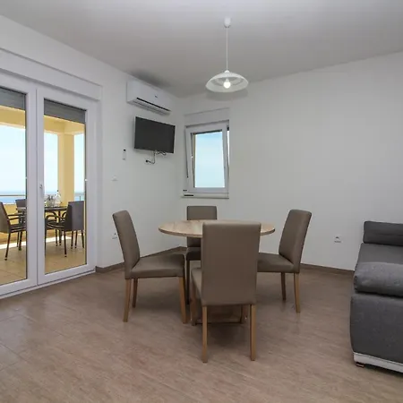 Apartmán In 38392