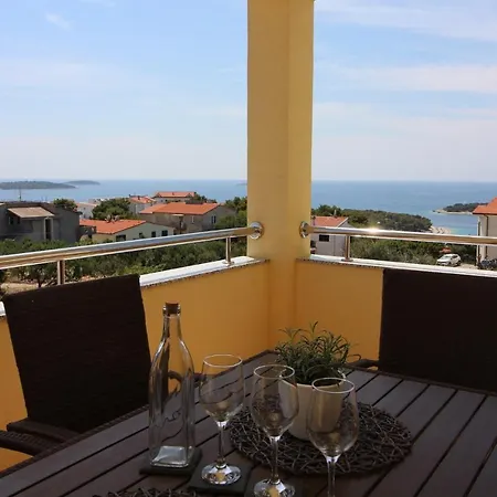 In 38392 Apartmán Primošten