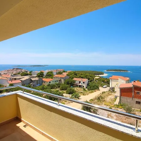 In 38392 Apartmán Primošten